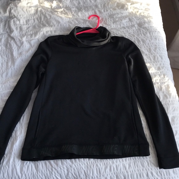 Nike long sleeve sweatshirt - Picture 1 of 3